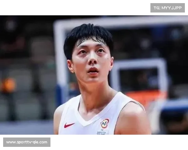 胡明轩末节11分救主,从手感冰凉到关键先生 胡明轩末节11分救主,从手感冰凉到关键先生